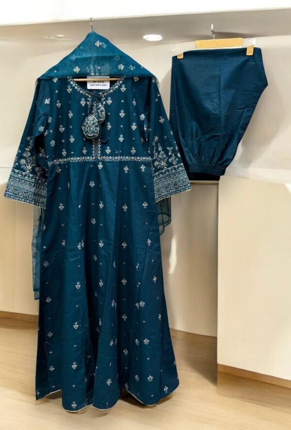 Zinc Embroidered Long Frock 3 Piece SR1292